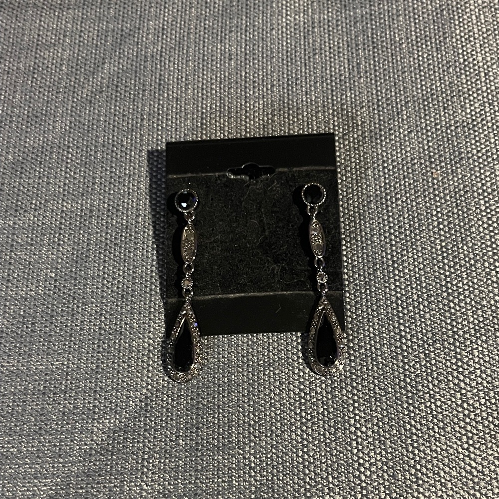 Elegant Black Drop Earrings